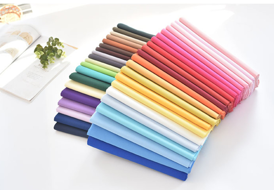 Solide de stabilité des vêtements sport 40sX40s 185GSM de Tencel de tissu d'imitation de chemise en coton le haut a teint