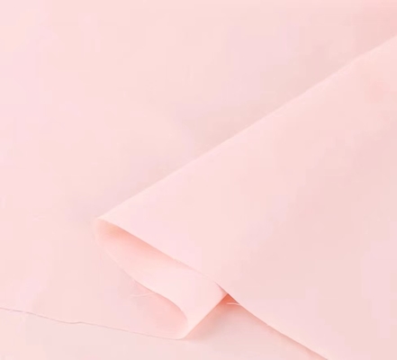 57" le manteau élastique du Spandex 40sX40s 185GSM du tissu 2% de chemise en coton de largeur halète la longévité
