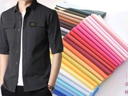 Tissu résistant à l'usure 40sX40s 133X100 138GSM d'armure toile pour la robe de chemise