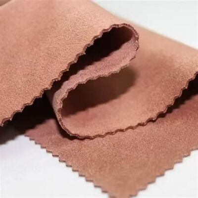 Tissu pour manteau 350 g/m² en imitation cuir suédé : 90 % polyester, 10 % élasthanne