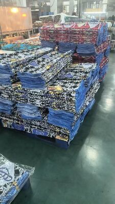 135 GSM Tissu imprimé en coton aux couleurs vives et à gaze naturelle douce et respirable