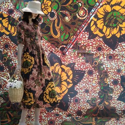 Tissu d'impression en cire africaine 100% coton aux couleurs vives et à haute résistance aux rides pour les styles Ankara et Kitenge