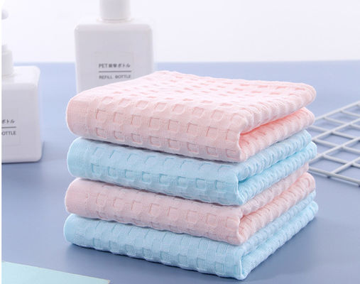 Tissu vif de jacquard de coton de la crêpe 100 de modèle trois couches